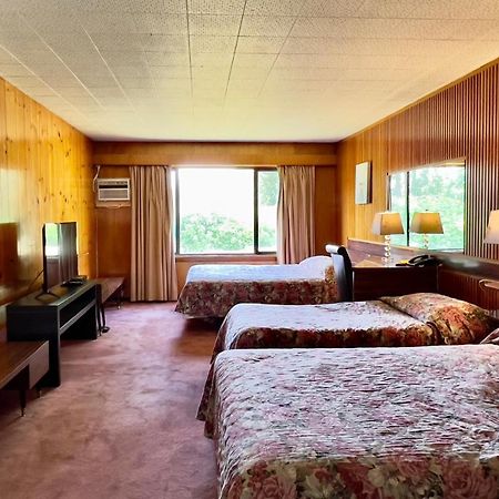 Airport Inn Quesnel Luaran gambar