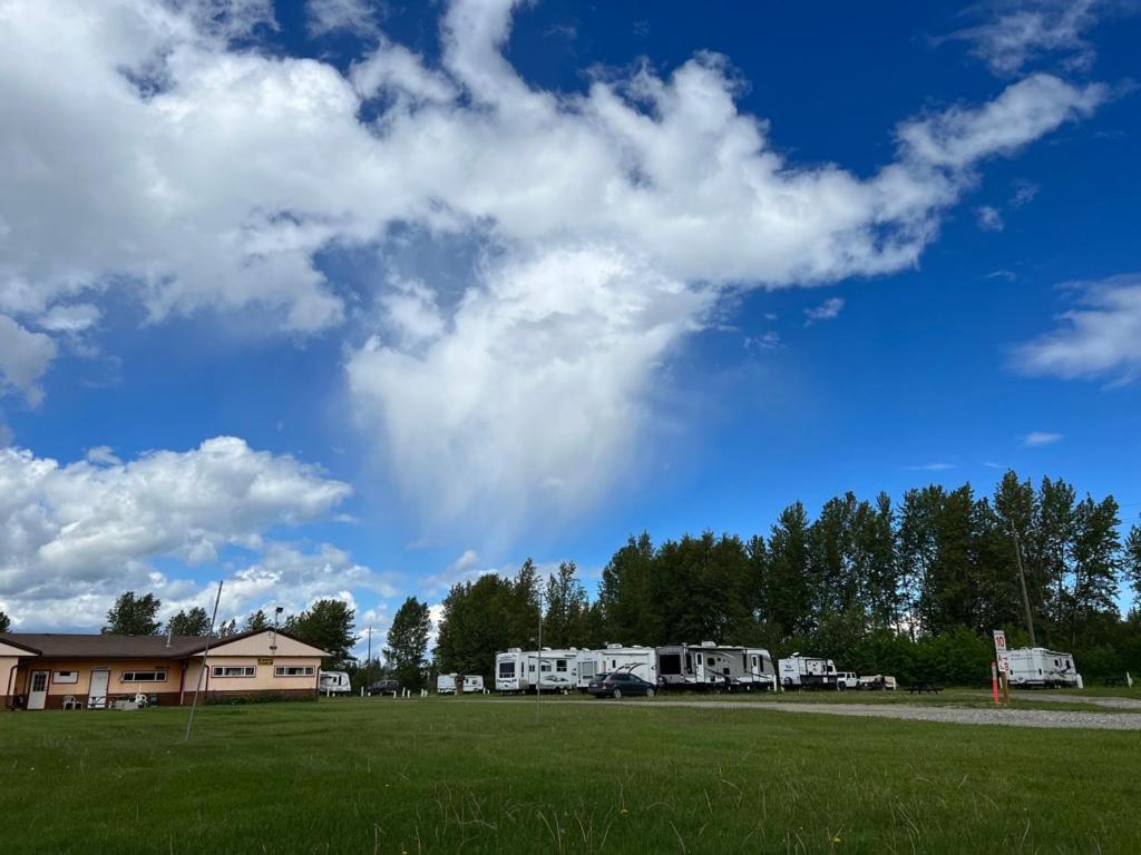 Airport Inn Quesnel Luaran gambar