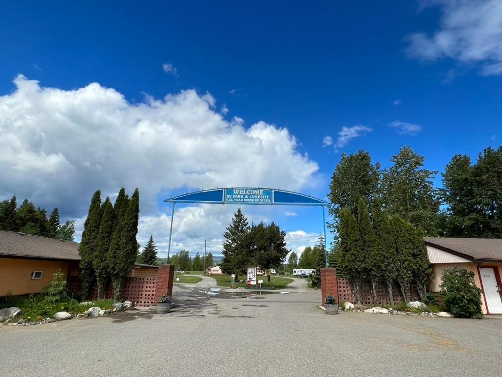 Airport Inn Quesnel Luaran gambar