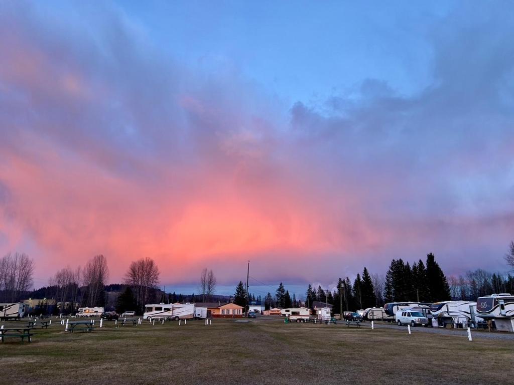 Airport Inn Quesnel Luaran gambar