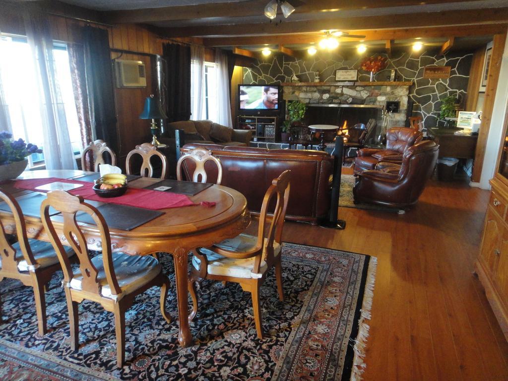 Airport Inn Quesnel Luaran gambar