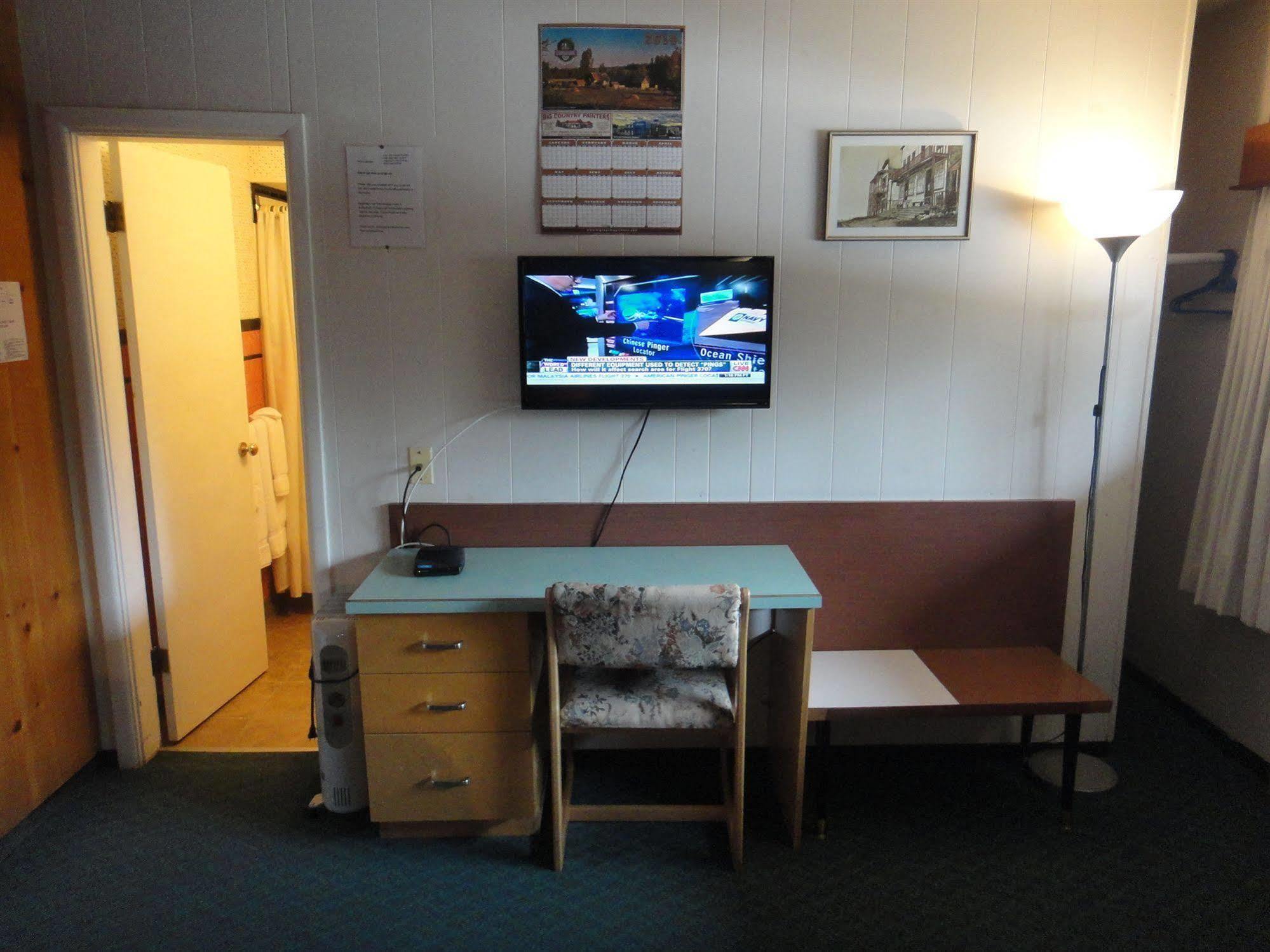 Airport Inn Quesnel Luaran gambar