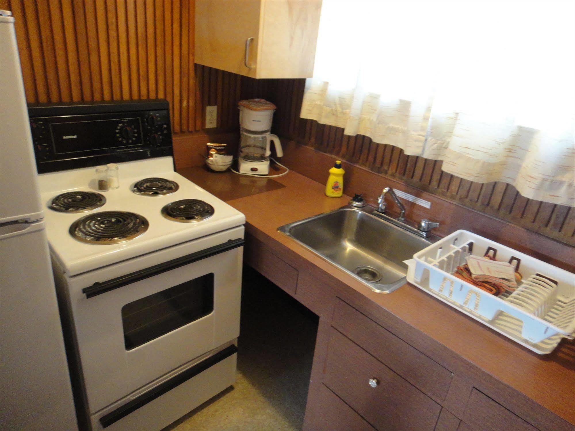 Airport Inn Quesnel Luaran gambar